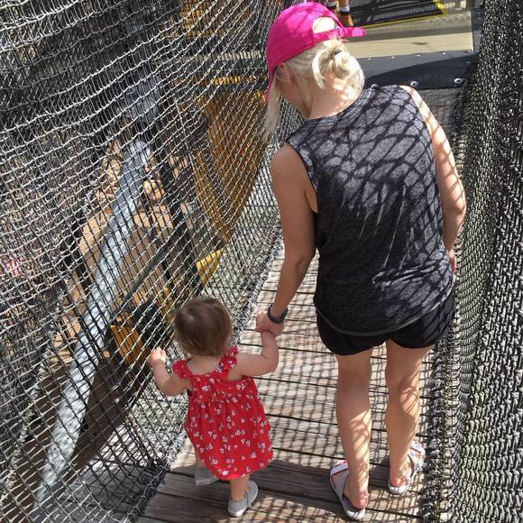 Meet your Posher, Lindsey - Picture 1 of 1